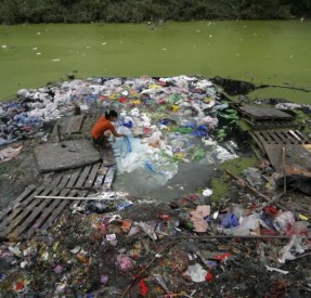 china_plastic_trash_pollution